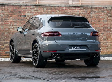 Porsche Macan GTS 13