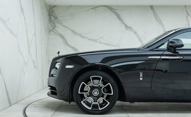 Rolls-Royce Wraith BLACK BADGE 32