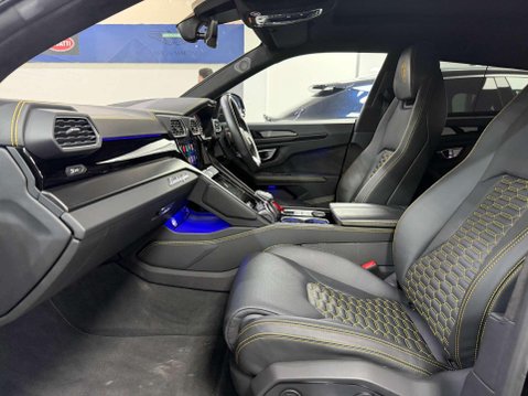 Lamborghini Urus 4.0 V8 BiTurbo SUV 5dr Petrol Auto 4WD Euro 6 (650 ps) 46
