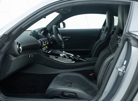 Mercedes-Benz AMG GT R PREMIUM 14