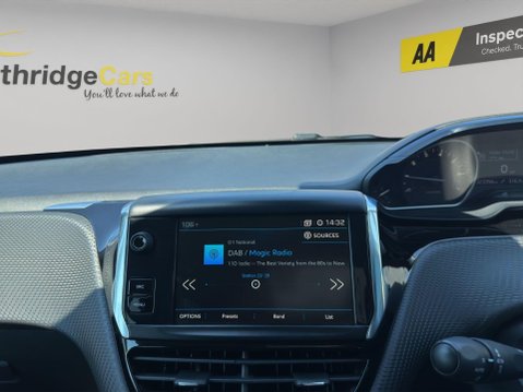 Peugeot 208 1.2 PureTech Tech Edition Euro 6 (s/s) 5dr 28