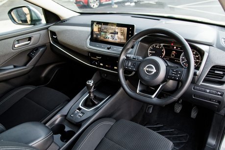Nissan Qashqai DIG-T ACENTA PREMIUM