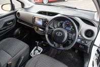 Toyota Yaris VVT-I DESIGN M-DRIVE S TSS 4