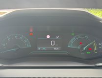 Peugeot 2008 50kWh Allure SUV 5dr Electric Auto (136 ps) 17