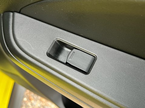 Suzuki Swift SPORT BOOSTERJET MHEV 38