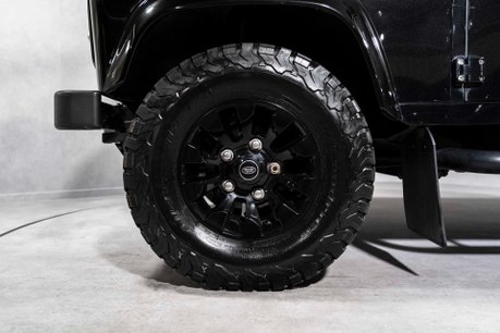 Land Rover Defender 90 TD SOFT TOP XS. MOMO WHEEL. HEATED SEATS. ALPINE STEREO. REAR BENCH SEATS. 14