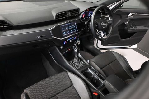 Audi Q3 1.5 Q3 S Line 35 TFSI MHEV Semi-Auto 5dr 4