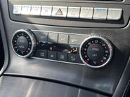 Mercedes-Benz SL Series 3.0 SL400 V6 Grand Edition Convertible 2dr Petrol G-Tronic+ Euro 6 (367ps) 33