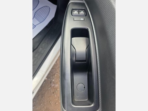 Fiat Doblo 1.3 JTD MultiJet 16v Panel Van 4dr Diesel Manual L1 H1 (126 g/km, 90 bhp) 8