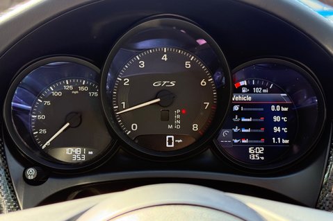 Porsche Macan GTS PDK - PAN ROOF -BOSE -360 CAMS -MEMORY PK - CRAYON 45
