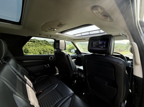 Land Rover Discovery TD6 HSE LUXURY 31