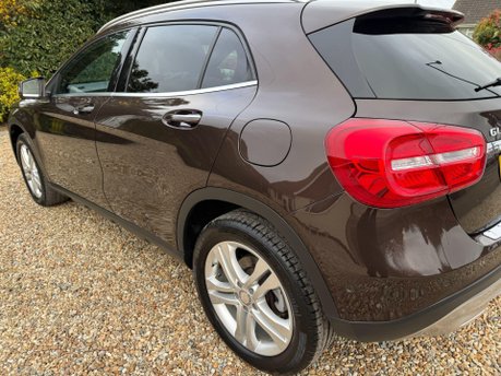 Mercedes-Benz GLA 2.1 GLA220d Sport (Premium Plus) 7G-DCT 4MATIC Euro 6 (s/s) 5dr 12