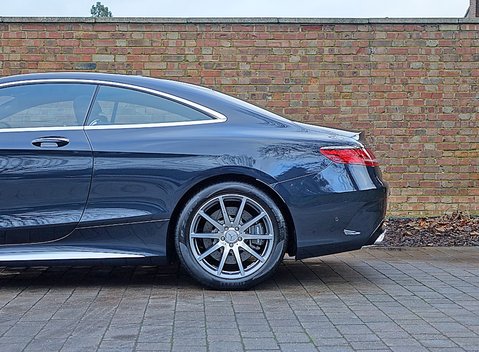 Mercedes-Benz S Class S63 Coupe 7