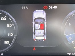 Volvo XC40 2.0 XC40 Inscription Pro T4 Auto 5dr 22