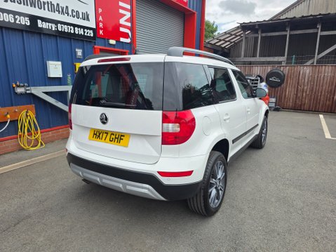 Skoda Yeti Outdoor SE DRIVE TSI 8