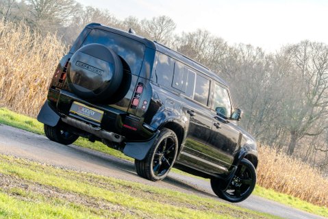 Land Rover Defender P400e XS Edition PHEV 20