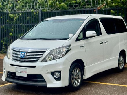 Toyota Alphard 2.4 HYBRID