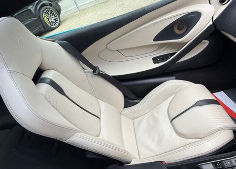 McLaren 570 GT 3.8T V8 Coupe 2dr Petrol SSG Euro 6 (s/s) (570 ps) 14