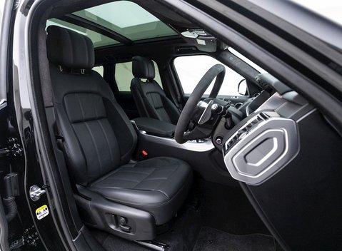 Land Rover Range Rover Sport D350 HST 16