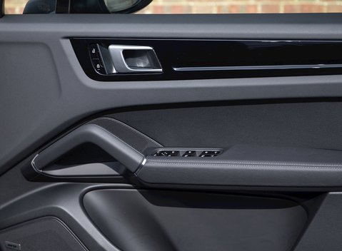 Porsche Cayenne Coupé 22