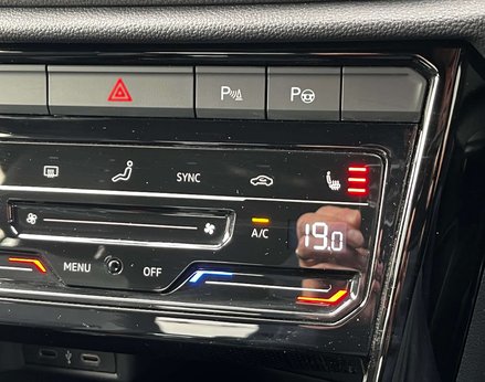 Volkswagen T-Roc 1.5 T-Roc R-Line TSI Semi-Auto 5dr 55