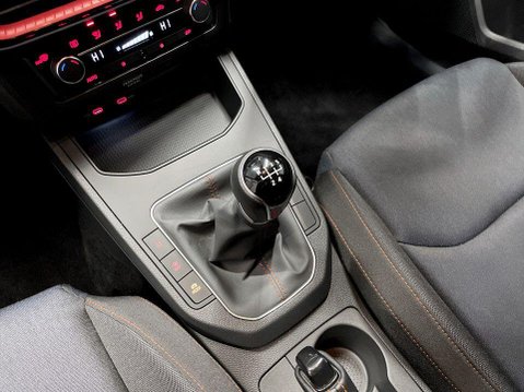 SEAT Ibiza 1.0 TSI FR Hatchback 5dr Petrol Manual Euro 6 (s/s) (95 ps) Cruise Control 17