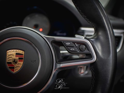 Porsche Macan 3.0 Macan S D Semi-Auto 4WD 5dr 30