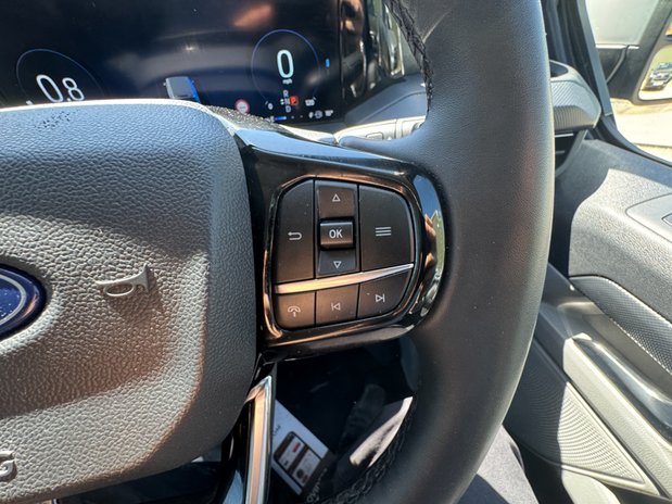 Ford Transit Custom AUTO LWB [SOLD MM] L2H1 Limited 320 Air Con Alloys Camera Sensors EURO 6 18