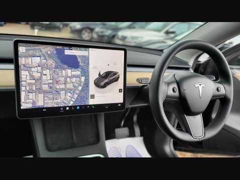 Tesla Model Y LONG RANGE AWD 24