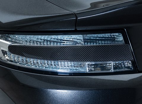 Aston Martin V12 Vantage S ROADSTER 40