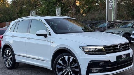 Volkswagen Tiguan R-LINE TECH TDI 4MOTION DSG -TOWBAR -ELECTRIC TAILGATE -KEYLESS -CARPLAY 
