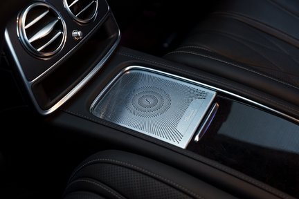 Mercedes-Benz S Class S63 AMG Bi-Turbo Coupé 24