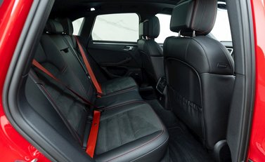 Porsche Macan GTS 13