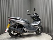 Honda PCX 2011 38K RUNNING PROJECT SCOOTER SPARES OR REPAIR 125CC 2