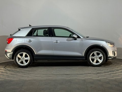 Audi Q2 TDI SPORT 4