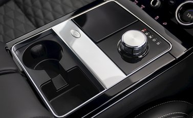Land Rover Range Rover Velar SVAutobiography Dynamic 23