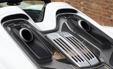 Porsche 918 Spyder 37