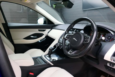 Jaguar E-Pace 2.0 E-PACE R-Dynamic HSE i AWD Auto 4WD 5dr 25
