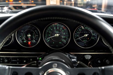 Porsche 911 SINGER 911 SUSSEX COMMISSION. INFORMATION COMING SOON. 33