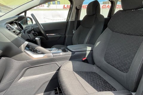 Peugeot 3008 BLUE HDI S/S ACTIVE.. AUTOMATIC.. 1 PREVIOUS KEEPER.. 4 SERVICES.. STUNNING 10