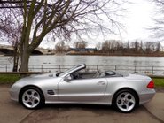 Mercedes-Benz SL Series SL 350 5G-Tronic 29