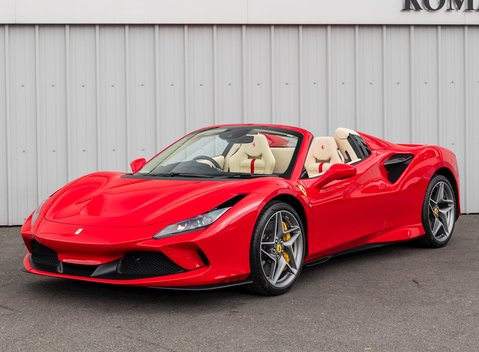 Ferrari F8 Tributo Spider 6