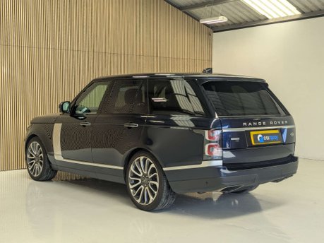 Land Rover Range Rover 3.0 Range Rover Autobiography Auto 4WD 5dr 19
