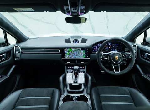 Porsche Cayenne GTS Coupe 16