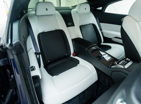 Rolls-Royce Wraith Black Badge 17