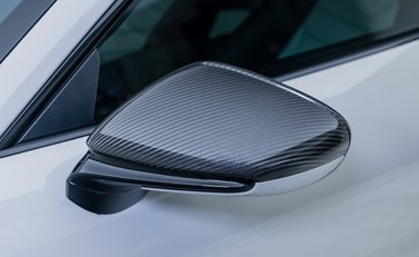 Porsche 911 Turbo S 40