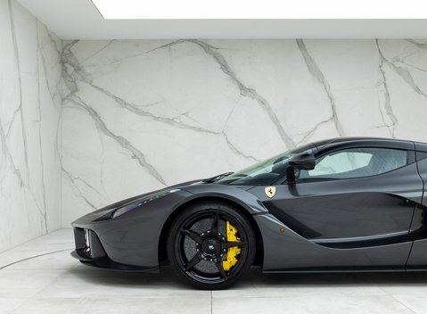 Ferrari LaFerrari 31