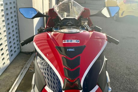 Honda CBR 1000 Super Sports Petrol Manual Euro 4 (192 ps) 28