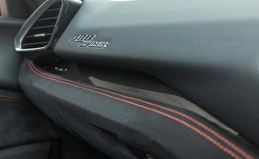 Ferrari 488 SPIDER 25