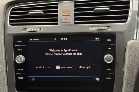 Volkswagen Golf MATCH EDITION TSI EVO - CAMERA - APPLE CAR PLAY -HEATED WINDSCREEN  37